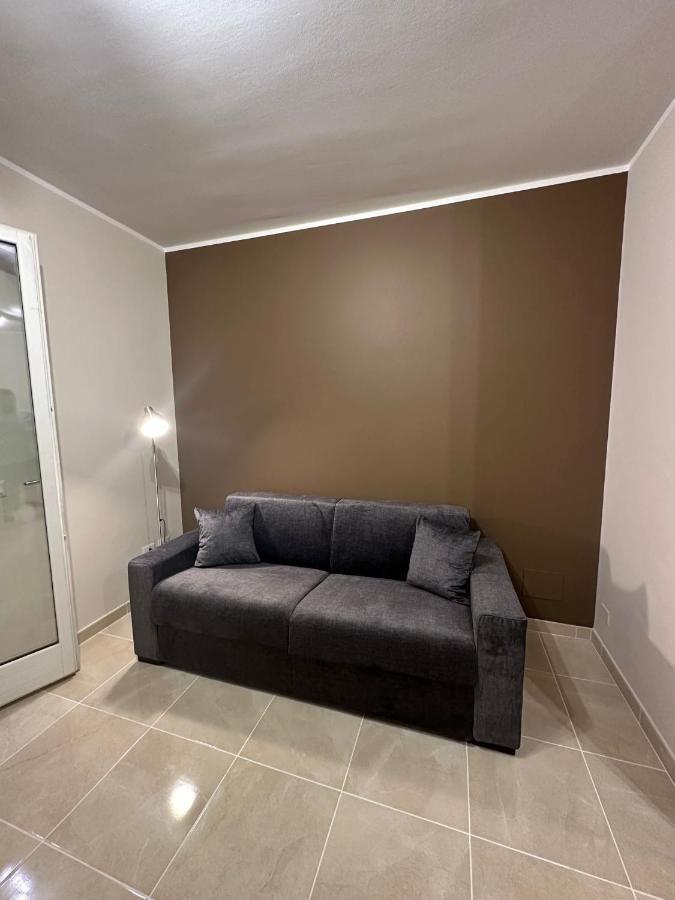 Desenzanino Apartment Twelve Дезенцано-дель-Гарда Экстерьер фото