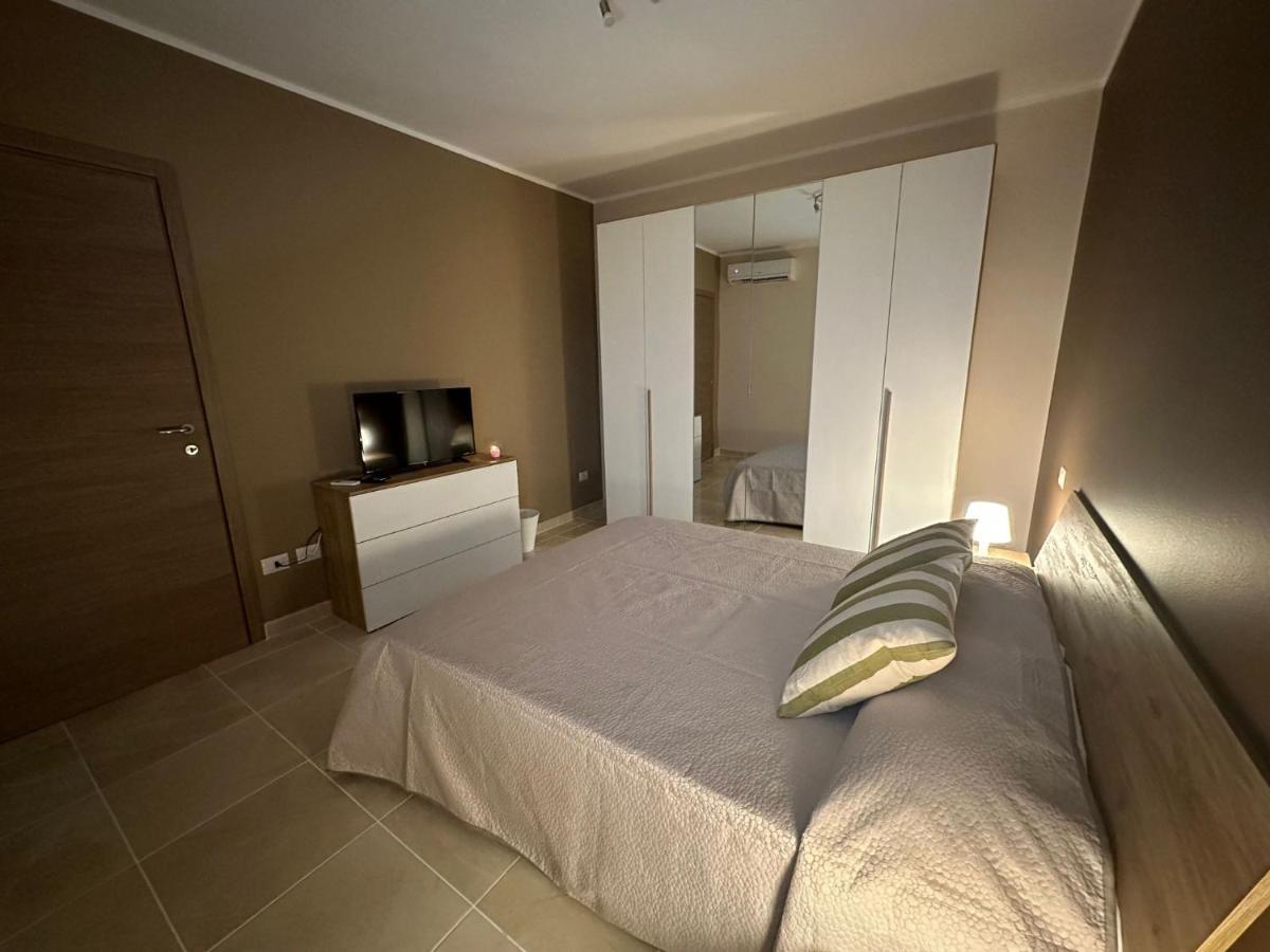 Desenzanino Apartment Twelve Дезенцано-дель-Гарда Экстерьер фото